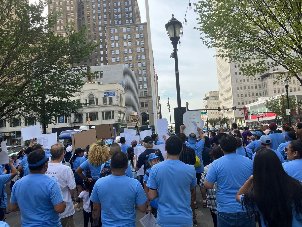 NJCitizenAction's tweet image. Today, New Jersey Citizen Action stood with Make the Road Action New Jersey and other partner orgs to demand that Palantir leave our state. Corps should not profit from unconstitutional, anti-immigrant policies that harm our communities.