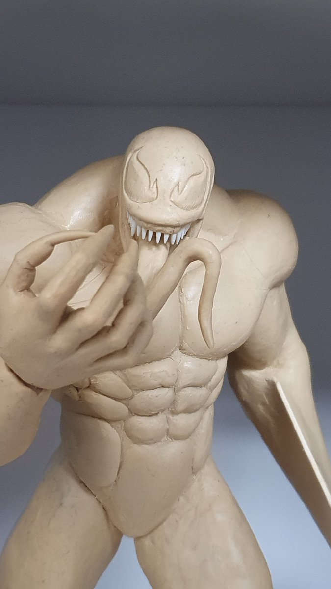 SolvborgD's tweet photo. New details ✨️ 

#WIP #sculpture #plasticine #Marvel #venom #fanart https://t.co/oWgxFX3GWF