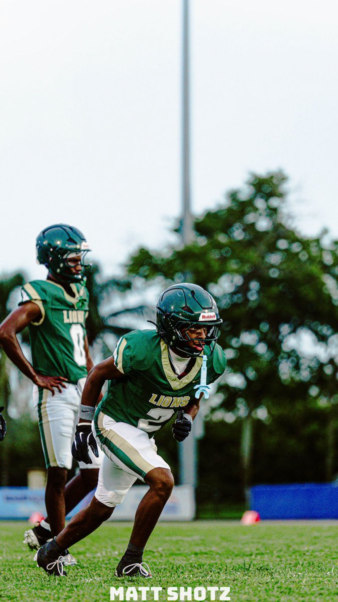 Midseason highlights hudl.com/v/2Sqr6j