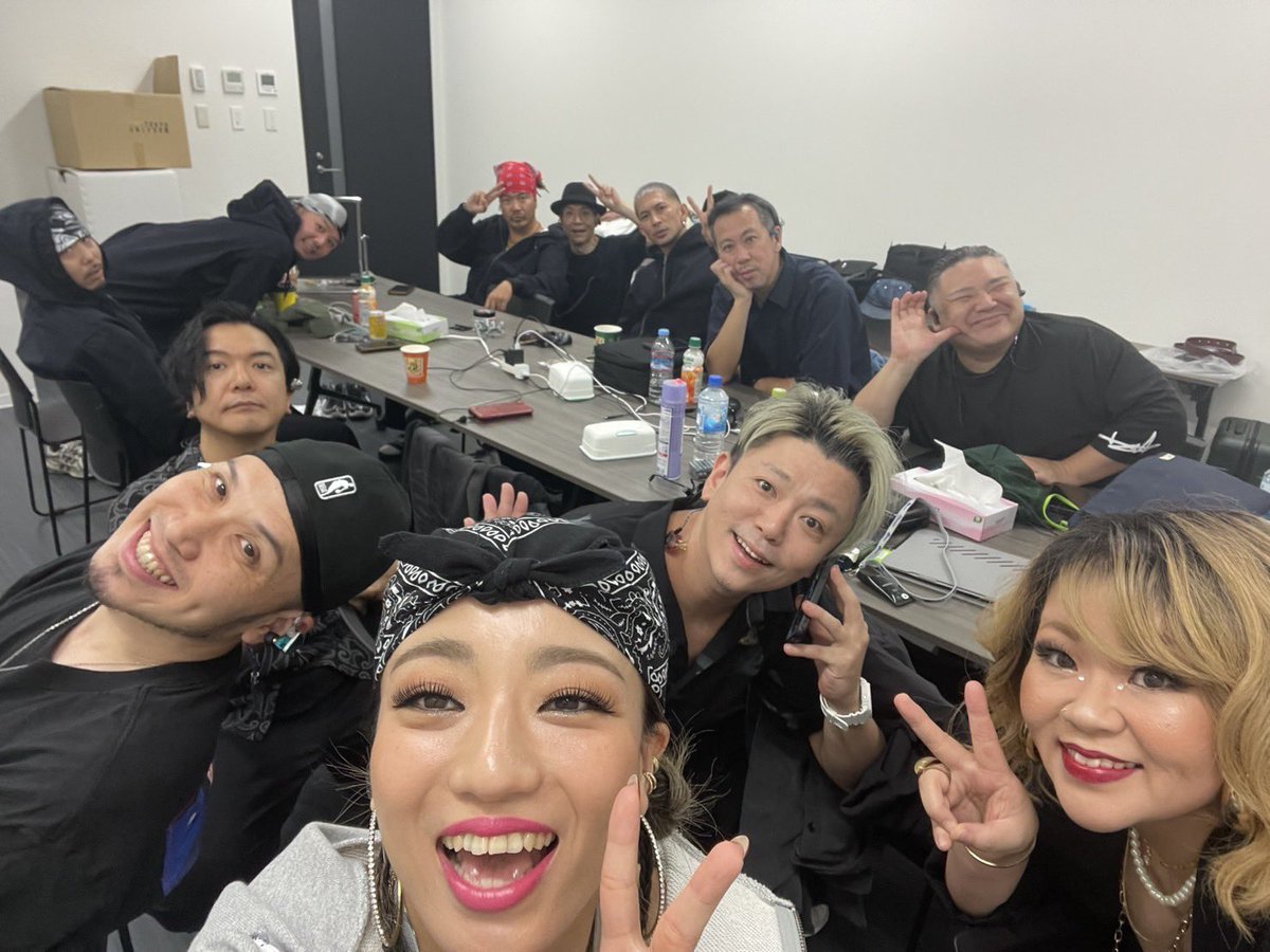 ChaboVito's tweet photo. 2025清水翔太pulsatillacernua tour
今年はおかわりne-yo liveも堪能
引き続き皆様ボス　@sshota0227 の応援よろしくお願いいたします🙇‍♂️ 
今年も関わっていただけた全ての皆様ありがとうございました！
#清水翔太pulsatillacernuatour https://t.co/mBevOWVzVj