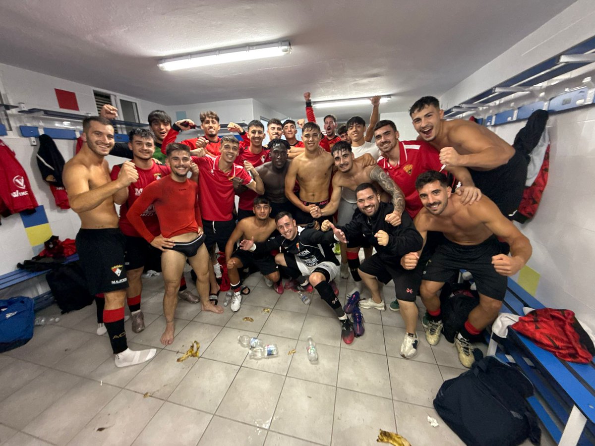 ayamonte_cf's tweet photo. Nuestro #AyamonteCF continúan con el buen momento, esta vez de visitante y se imponen 0-1 con gol de HugoZumalabe. ¡VAMOS AYAMONTE!

#AhoraMasQueNuncaAYAMONTE https://t.co/uCXQ6ko3Ux