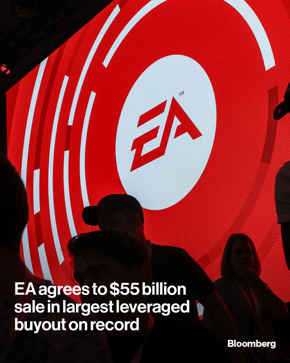 Electronic Arts, the maker of EA Sports FC and The Sims, agreed to sell to a group of private investors in a deal that values the company at $55 billion. Read more about the largest leveraged buyout on record: bloom.bg/3Wcbfrw

📷: Patrick T. Fallon/Bloomberg