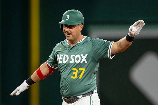 Red Sox had 3 bats come to life at the end of the year that had scuffled to various lengths. Last 12 games…

Masataka Yoshida:

.383/.392/.574/.967 - 160 wRC+

Ceddanne Rafaela:

.364/.404/.523/.927 - 155 wRC+

Nathaniel Lowe:

.324/.432/.412/.844 - 126 wRC+

Need it in October.