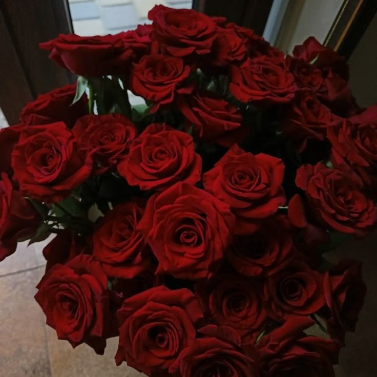 -` ☄️  ´- 〝   DING DING DING   〞 -`   ´-

[the radio station has received a message .ᐟ] 

📨 FROM : medkit ♬⋆.˚
💌 TO : <a href="/remixingblitz/">bl</a>

DELIVERING : chocolate cake + milkshake + roses + a message .ᐟ