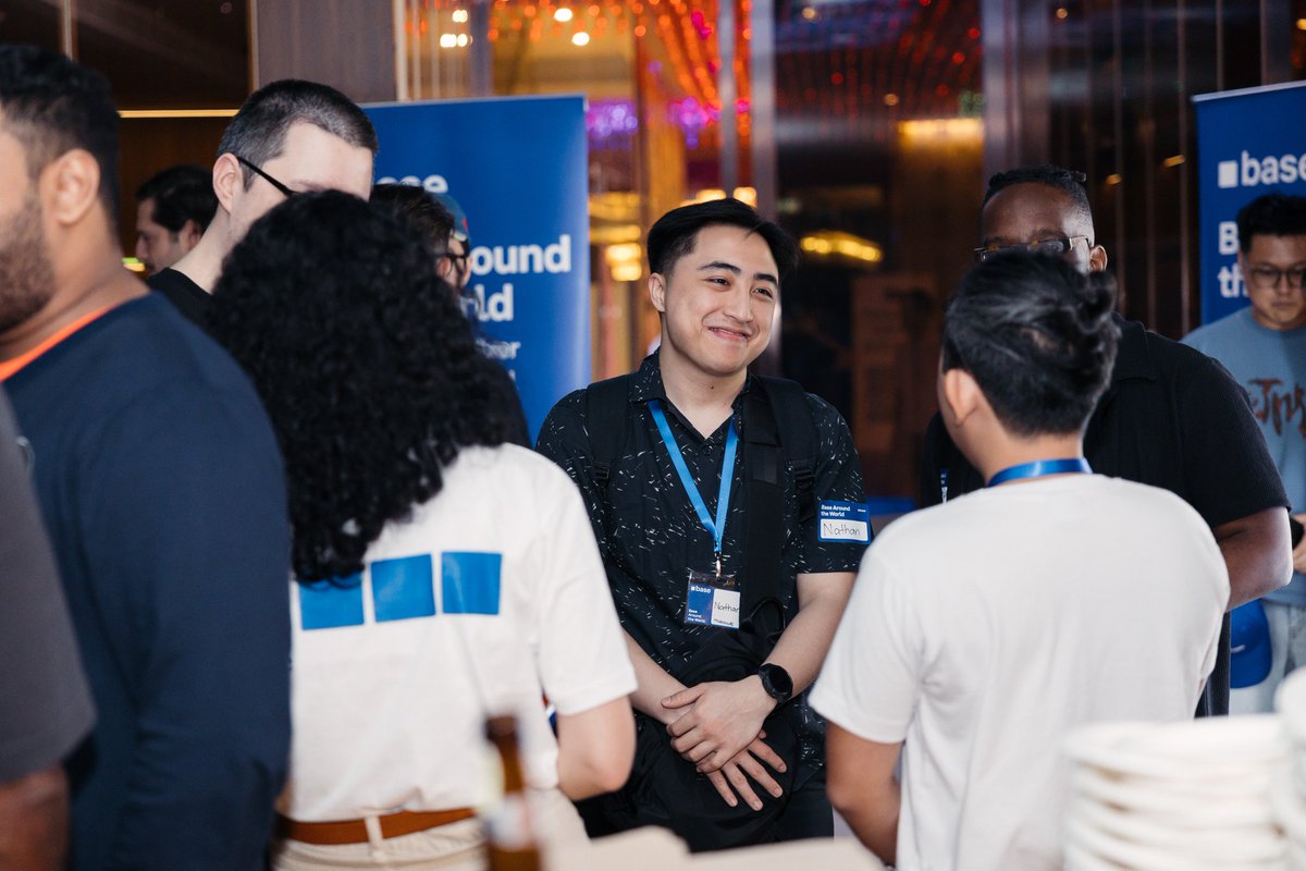 BaseinMY's tweet image. @balajis , the inspiration behind @thenetworkstate that has drawn in so many talents into the industry (including @XenBH )

Inspire on. @base 

#BaseMY