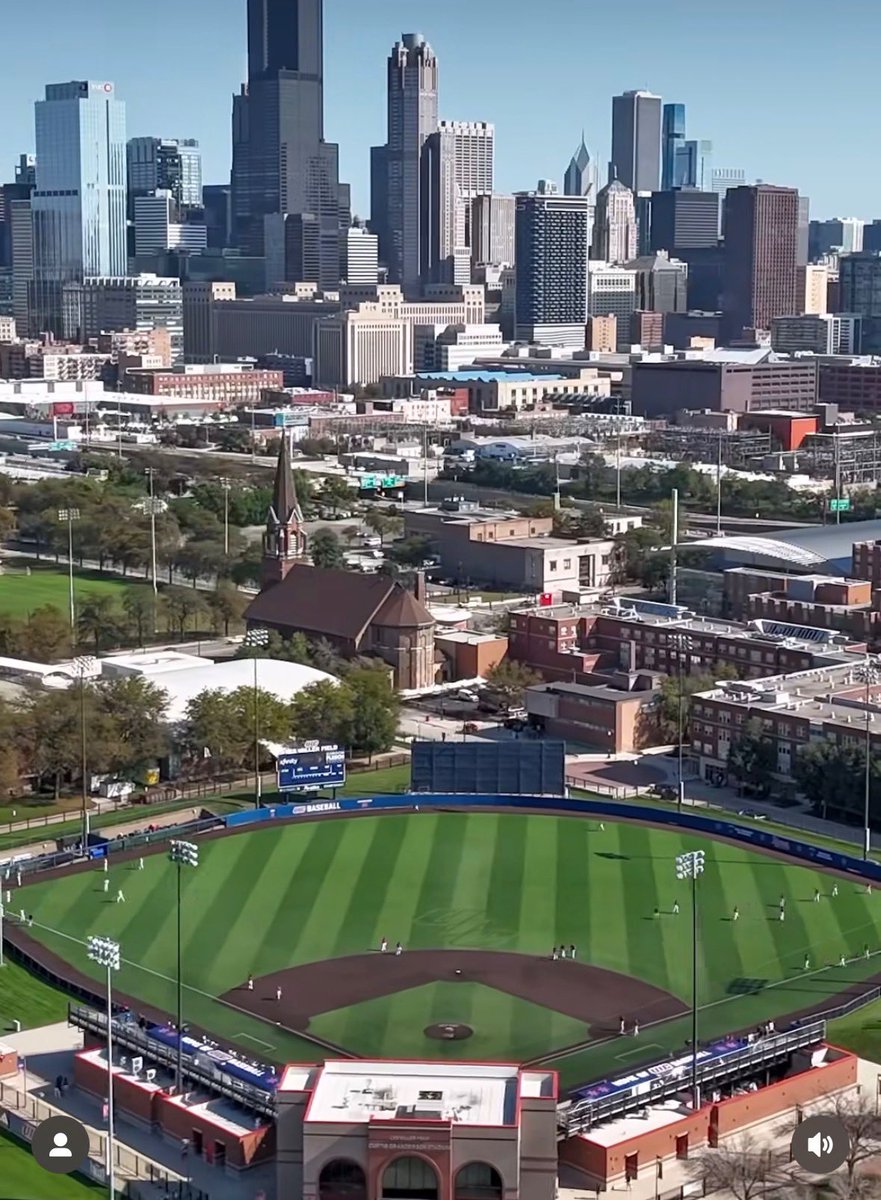 Thank you <a href="/UIC_Baseball/">UIC Baseball 🔥⚾️</a> <a href="/CamJohnson29/">Cam Johnson</a> for having me out Saturday!!

<a href="/TJHannam10/">Trey Hannam</a>