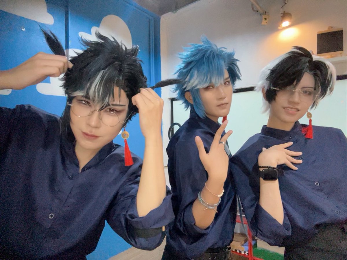 Kuma_Keii's tweet photo. #SaltBureauForLuyao
ก่อนรีแคปก็ขอHBDเฮียจากตั่วเฮีย อากง และตัวเฮียเองอีกรอบ🤣 🎉
ดีใจที่ได้เป็นแคสในงานวันเกิดนี้ สนุกมาก เป็นศิษย์น้องในซอกหลืบ โผล่มาอีกทีกลายเป็นตั่วเฮียมัลติเวิร์ส😆 ขอบคุณแม่งานแคลที่รักที่ชวนมาร่วมงาน รวมถึงทุกคนที่มางานและทางบ้าน ที่สร้างสีสันให้งานนี้+ https://t.co/HucMcw6upu