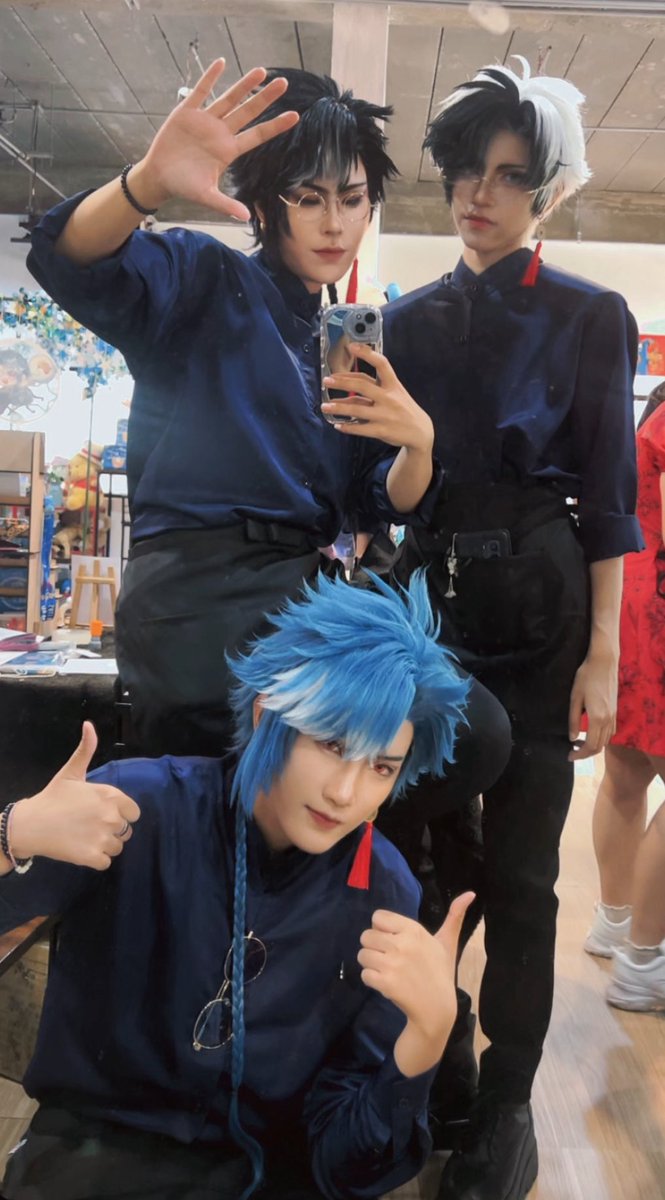 Kuma_Keii's tweet photo. #SaltBureauForLuyao
ก่อนรีแคปก็ขอHBDเฮียจากตั่วเฮีย อากง และตัวเฮียเองอีกรอบ🤣 🎉
ดีใจที่ได้เป็นแคสในงานวันเกิดนี้ สนุกมาก เป็นศิษย์น้องในซอกหลืบ โผล่มาอีกทีกลายเป็นตั่วเฮียมัลติเวิร์ส😆 ขอบคุณแม่งานแคลที่รักที่ชวนมาร่วมงาน รวมถึงทุกคนที่มางานและทางบ้าน ที่สร้างสีสันให้งานนี้+ https://t.co/HucMcw6upu
