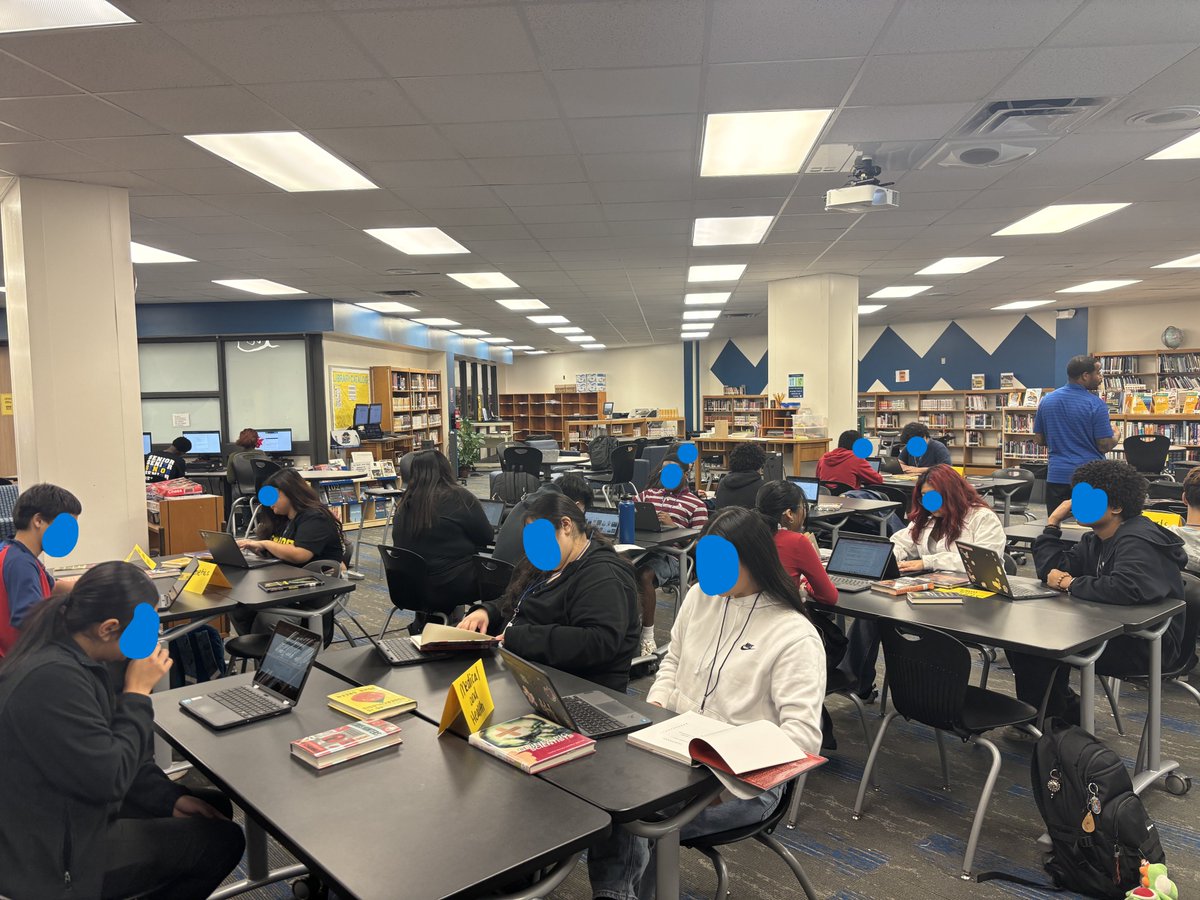 LCHS Library tweet media