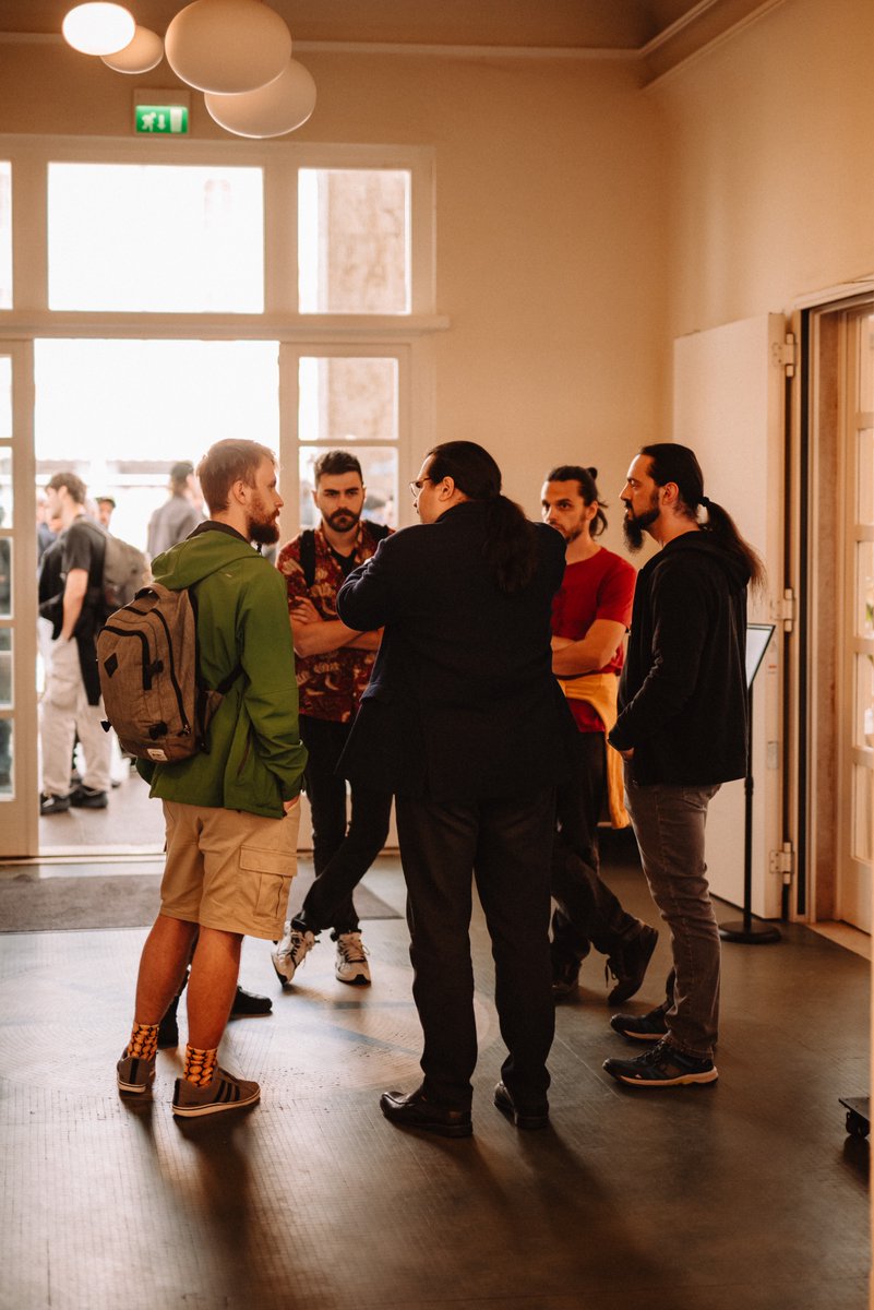 Bitcoin doesn’t evolve on stage. It evolves off-mic, over notebooks, between commits.

Tuscany Lightning Summit is for that layer.

Quiet. Focused. Peer-to-peer.