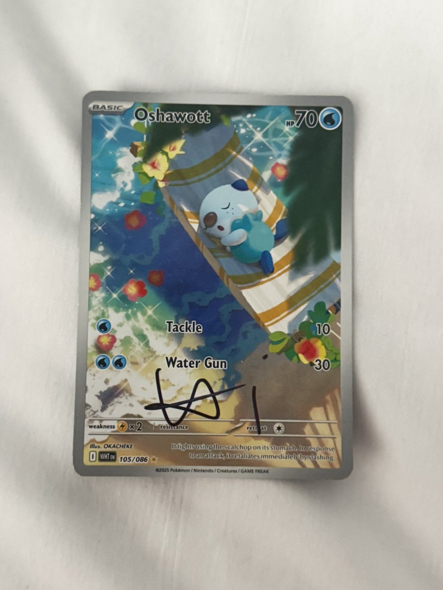 ADOR3DBYYU's tweet photo. huening kai signed my oshawott full art EEEEEEE ++ soobin loved the gengar he signed https://t.co/ktbbhJGjuq