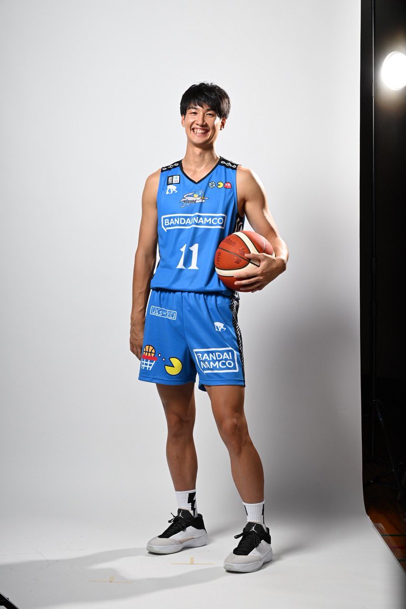 中村 ta1diary 【vol.1720】 バスケットボールを持つ少年の目は輝いてる