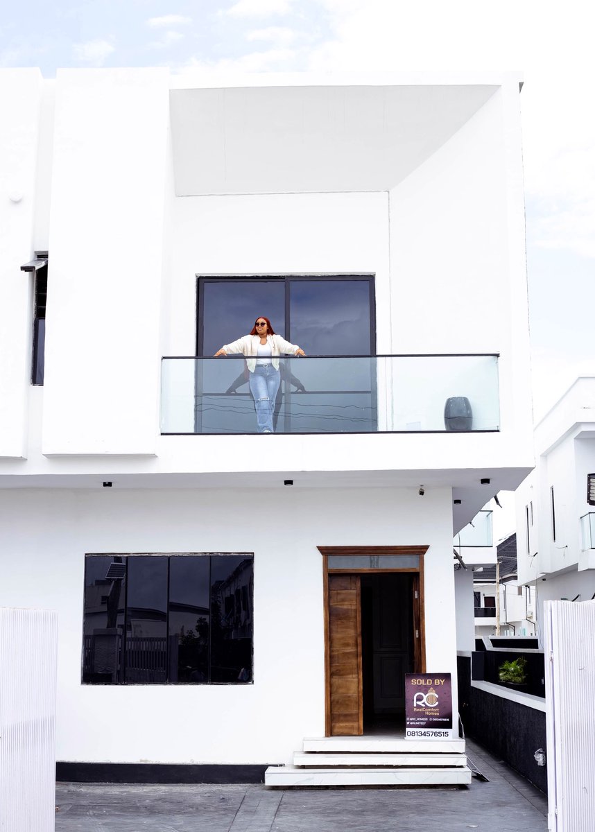 Hcnfx_Academy's tweet image. New House Alert! 🏠

Break of Structure + Orderblock = More Houses 😎💰

#newhouse #forex #forexprofit #forextrading #forexmoney