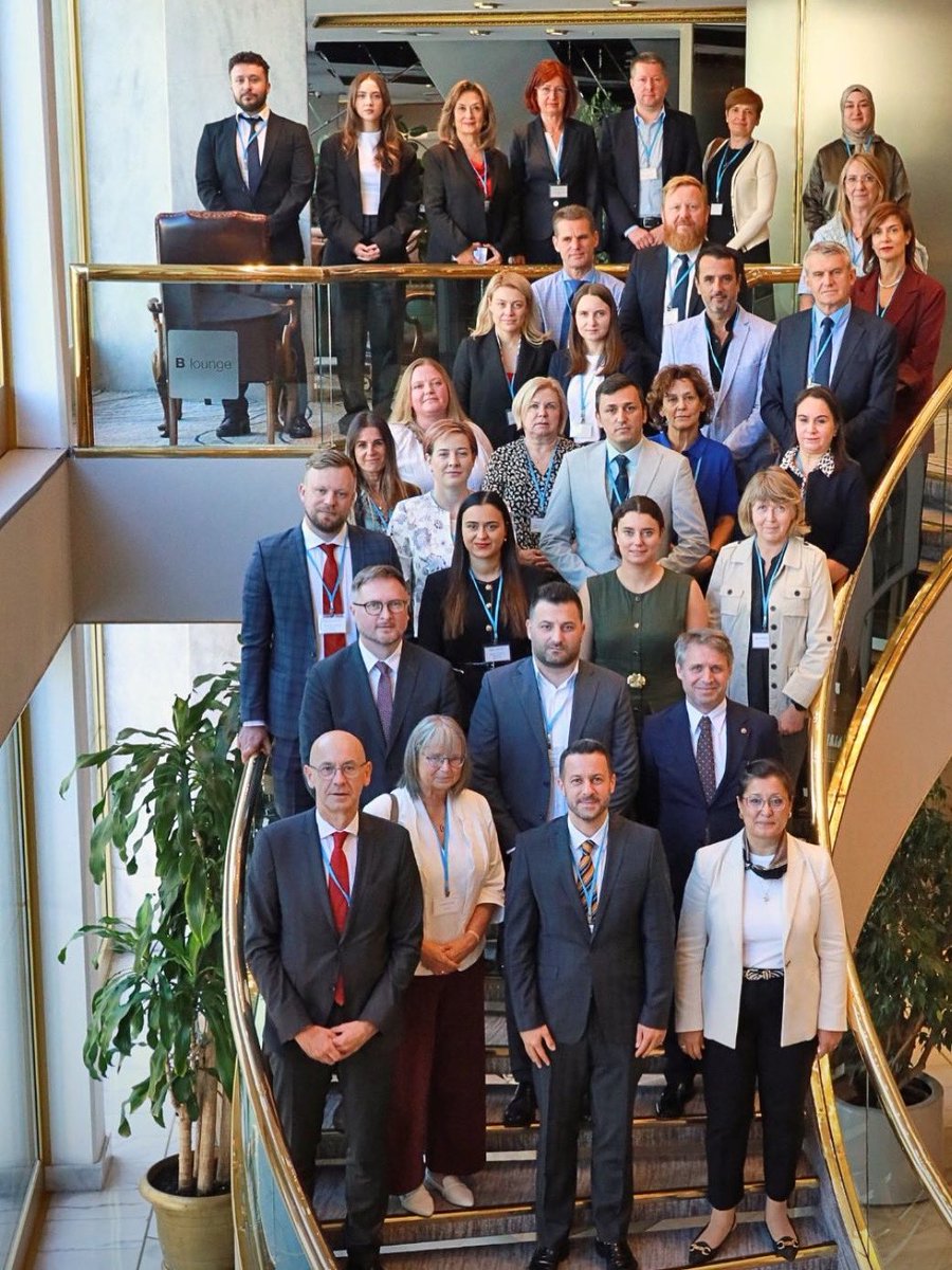 ℹ️Direktor MONSTAT-a, Miroslav Pejović, prisustvovao je redovnom godišnjem sastanku Grupe za statističku saradnju sa zemljama kandidatima (PGSC – Policy Group on Statistical Cooperation)
Više o ovom događaju na linku: monstat.org/cg/novosti.php…