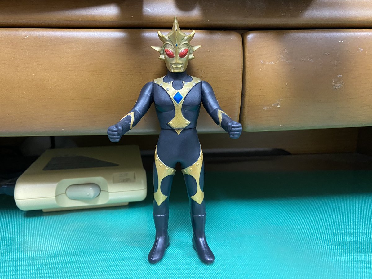 ウルトラマンタロウ最終回が配信されたのに因んでバルキー星人のソフビ 