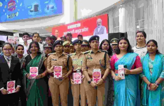 khushisamay's tweet photo. लखनऊ पुलिस की डिजिटल पहल : हर नारी बनेगी मिशन शक्ति की ब्रांड एंबेसडर
https://t.co/QuXkZyMZEV

@UPGovt @UPMahilaKalyan @Uppolice @InfoDeptUP @missionshaktiup @lkopolice https://t.co/TLDnXGYaZ1