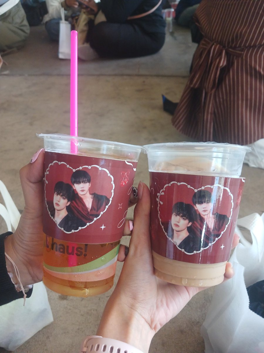 Thank youuu <a href="/2313TEAM/">Nomin</a> 
Penyelamat hidupku di tengah2 panasnya jis kemarin🥵