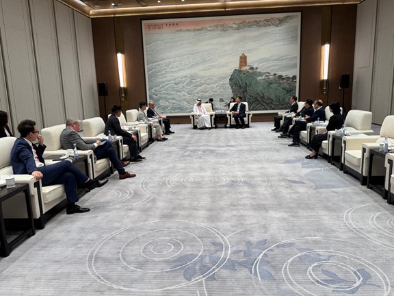 arabfde's tweet photo. 📍 #Hangzhou – China | #ArabDigitalEconomyFederationdiscusses cooperation with #Zhejiang Province in #DigitalEconomy& #Fintech.

📎: https://t.co/4Rvgg8GDW2

#Arab_Digital_Economy_Vision
#Arab_League #Arab_Economic_Unity_Council
#Arab_Economy #DigitalEconomy #DigitalTransformation
#InternationalCooperation #UAE #China #ArabChinaPartnership
#GlobalTrade #SmartEconomy #TechForGood #SustainableGrowth #AIAndEconomy  #Fintech #FutureOfTrade  #InnovationEconomy #DigitalFuture #GDTE2025