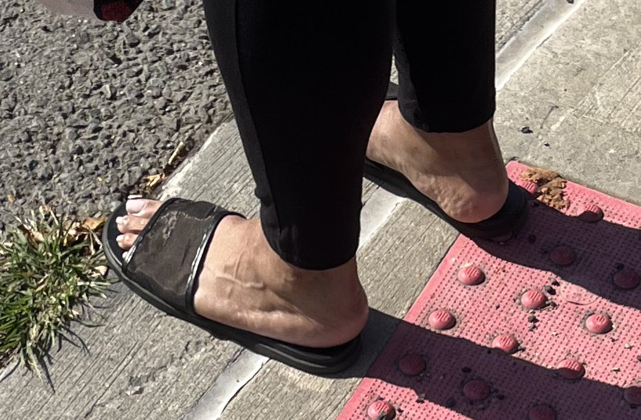 BestFootGallery's tweet photo. latina granny pt 2 #candidfeet https://t.co/crS2dcwlu8
