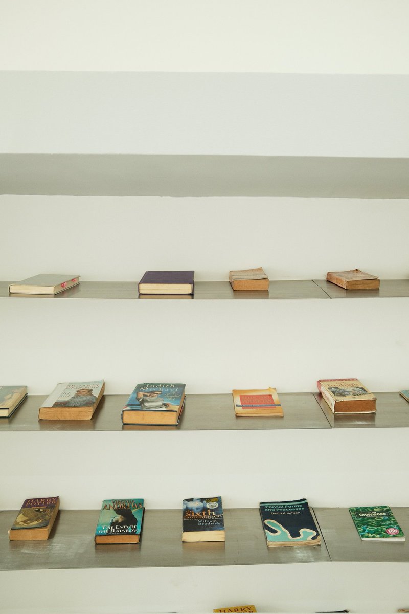 Route 3 opened in stillness, with a riveting microlab (workshop + lecture) led by the incredible <a href="/mylesigwe/">Myles Igwebuike</a> in our quiet room designed with <a href="/anfaniofficial/">anfàní</a>
See more images from the session as well as sneak peeks of the other creative cocoons we curated👇

Photo credit: <a href="/_theloba/">‘LOBA</a>