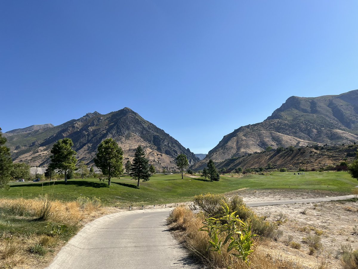 Good morning everyone☀️

Let’s have a good day