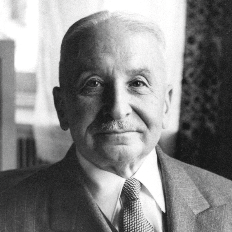 CEDICE's tweet photo. 🎥 Descubre 3 frases que resumen su legado y te harán ver la economía… de otra manera.
#LudwigVonMises #Economía #Libertad #CEDICE #IdeasQueTransforman https://t.co/ipLCnSnryj