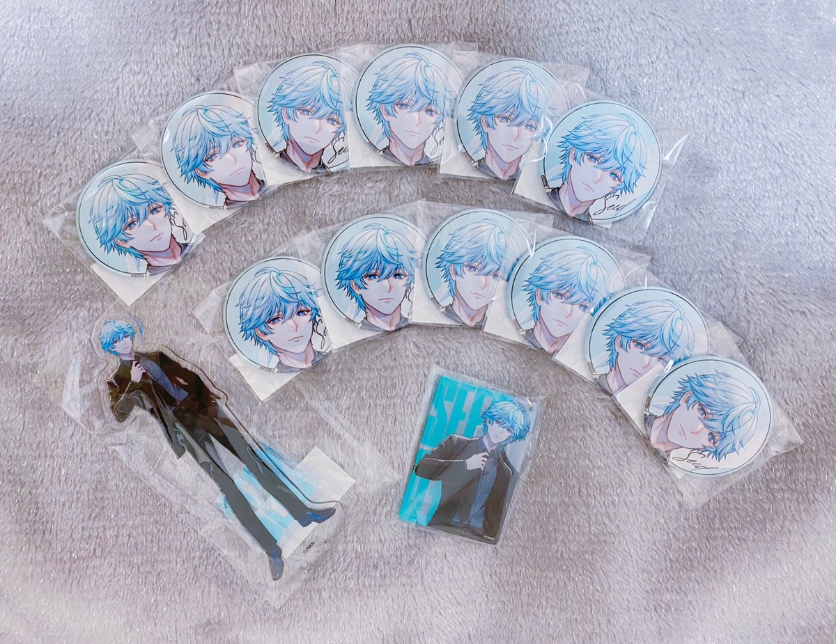 届いた　アクスタ連れ回す　#seeド