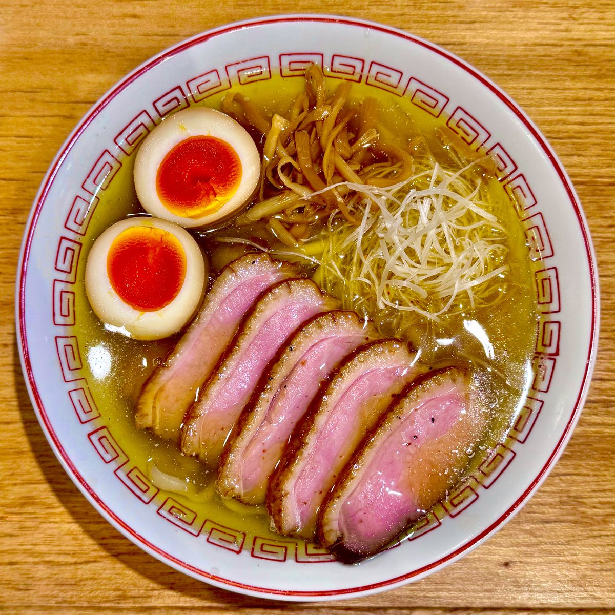 ラーメン大好きゆかりさん (@Yukari_ramen) / Posts / X
