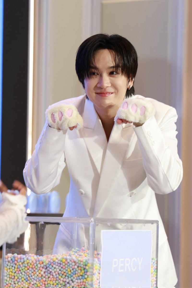 Hello_asian's tweet image. "Percy” เปิดตัวครีมกันแดดล่องหนสุดปัง!
ดึงหนุ่มฮอต “ภณ-ธนภณ” นั่งแท่นพรีเซ็นเตอร์คนแรก
#PercyWateryUVExpertSunscreen #PercyxPon

#Percy #PercyOfficial #PercyThailand

#Percy1stPresenterxPon #PonThanapon

เปิดตัวอย่างเป็นทางการเป็นที่เรียบร้อย สำหรับ “Percy”