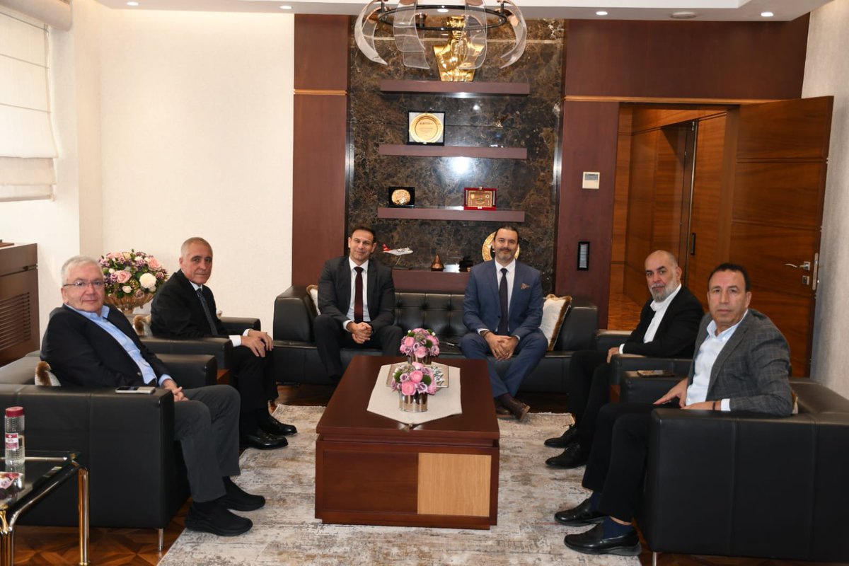 GAOSB Yönetim Kurulu Başkanımız Sn. Cengiz Şimşek ve Yönetim Kurulumuzun ev sahipliğinde; #Siemens Global Satış Direktörü Sn. Lamine Jendoubi, Elektrifikasyon &amp; Otomasyon Ülke Yöneticisi Sn. #Cengiz Bozbey ve Siemens yöneticilerini OSB Müdürlüğümüzde ağırladık.

✅ Enerji