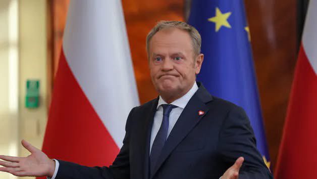 Unia Europejska dorzuca nam nowy podatek od emisji CO2.
Od 2027 r. benzyna i diesel podrożeją o 40–50 groszy na litrze, rachunki za gaz wzrosną o kilkanaście procent, a węgiel podrożeje jeszcze bardziej.

Przemysł już ucieka z Europy, ubóstwo energetyczne rośnie, a Bruksela