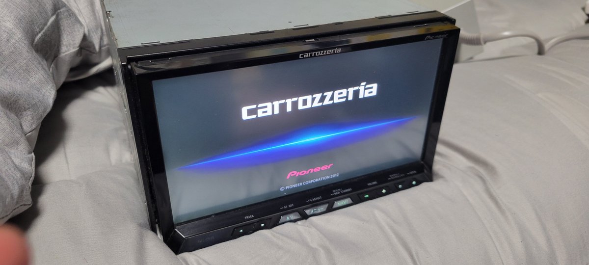 avic rw811-d ジャンク カロッツェリア楽ナビAVIC-RZ811-D