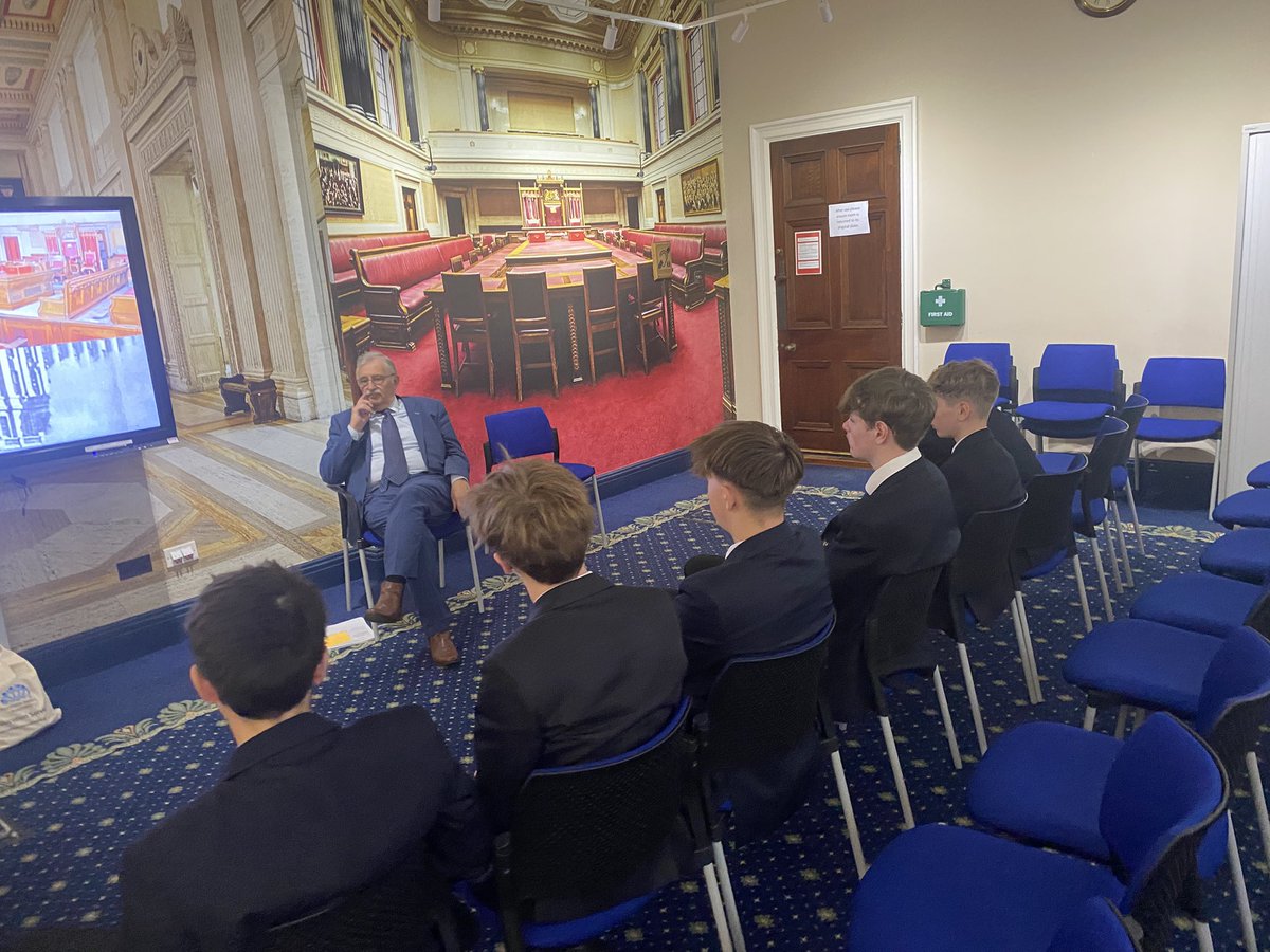 BgsPolitics's tweet photo. Great trip to Stormont with the Year 11 boys today. The boys really enjoyed meeting Peter Martin, Stephen Dunne, Connie Egan, Colin McGrath, and Alan Chambers, and finding out about their political viewpoints. https://t.co/ImnDeX8Rdw