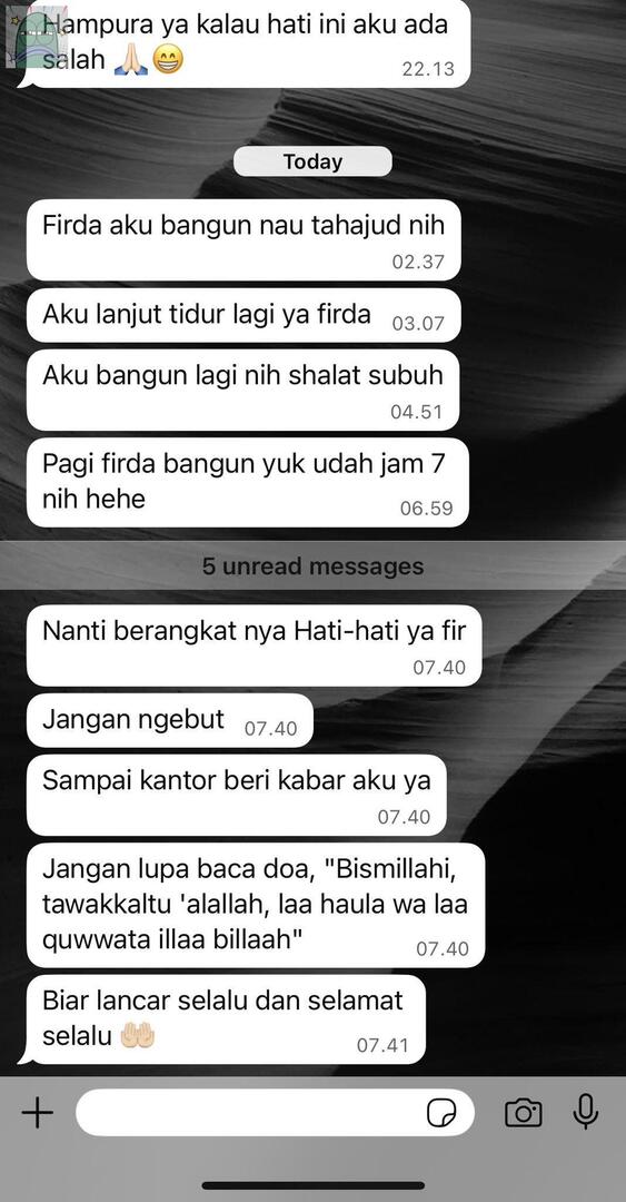 Tanyarlfes tweet media