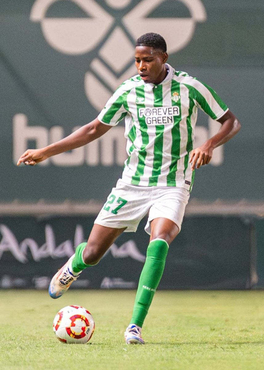 💚 Resumen Internacional...

🇨🇴 El central colombiano del filial, cedido en el Estrella Roja, Keimer Sandoval (2005) no disputará el Mundial Sub20 con su selección tras ser expulsado por una falta grave disciplinaria producida durante la concentración!

#CanteraBetis