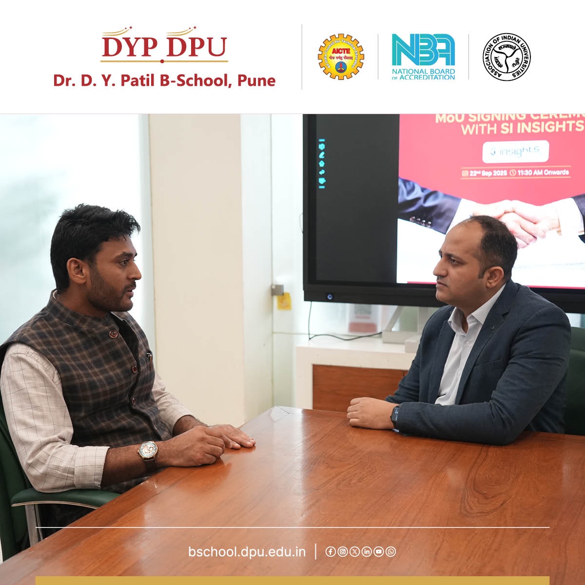 DYPBS_Pune's tweet image. Dr. D. Y. Patil B-School successfully signed a Memorandum of Understanding (MoU) with SI Insights on Monday, 22nd September 2025 at 11:30 a.m. This collaboration marks a significant step towards bridging academic learning with industry-driven insights.