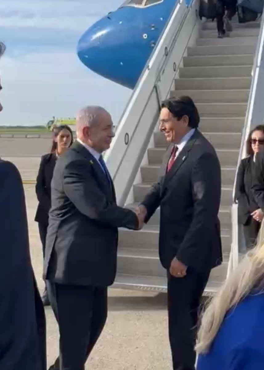dannydanon's tweet image. I wish Prime Minister @netanyahu great success in his important visit to Washington today and in his meeting with President @realDonaldTrump at the White House 🇺🇸🇮🇱