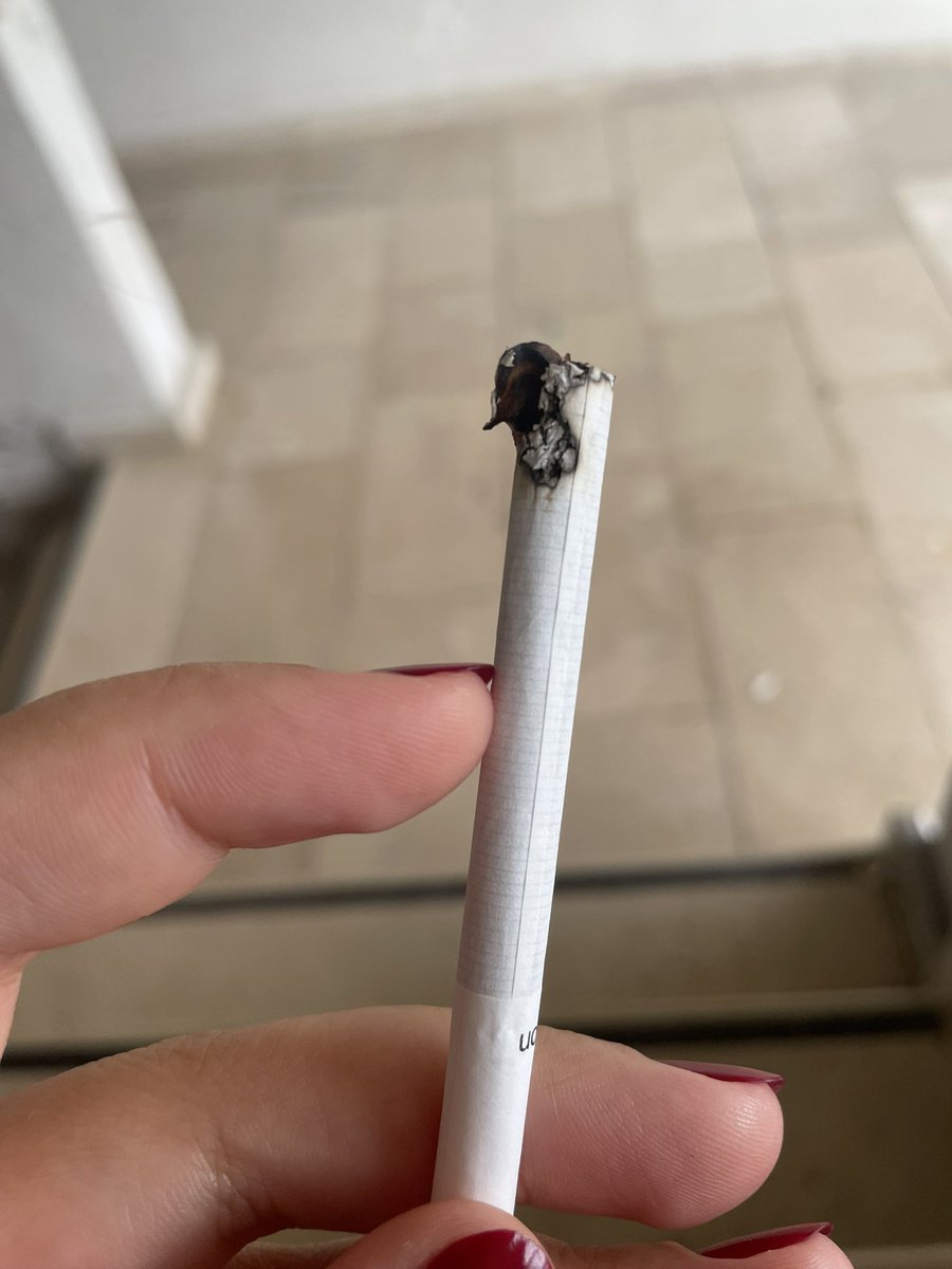 Babamın bedduaları kabul oluyo heralde en sonunda b*k içiyoz (bu ne kanka)