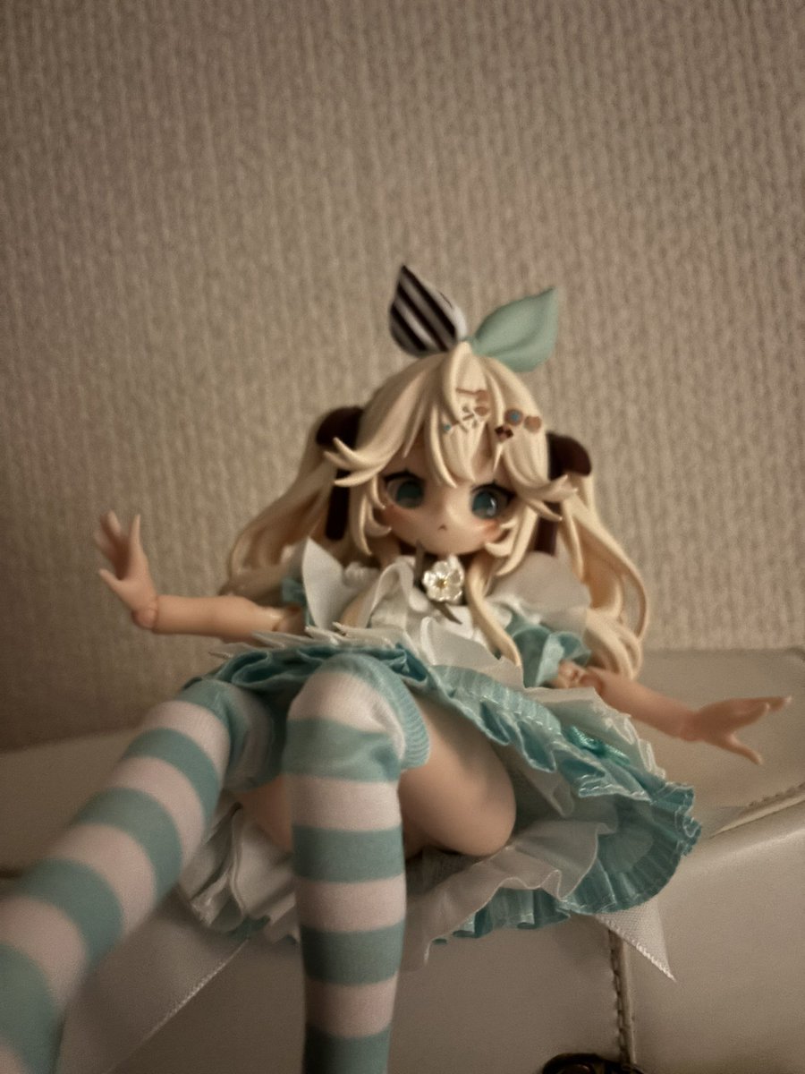 kokoro000onduru's tweet photo. これはパンツ入ってないのが悪いんですけど、うちではもうこれで過ごしてもらうね…めらち… #Emelive https://t.co/QNroWxyNyz