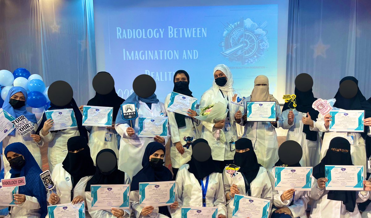Fiy_Alshareef's tweet photo. بين الواقع والخيال رسمنا حكايتنا 🩻✨
Radiology Between Reality and Imagination -
2nd Edition 2025
تشرفت بقيادة الفعالية في نسختها الثانية بمشاركة زميلاتي واخواتي من دفعات الأشعة ودعم د. لبنى القوووت
فخوره فيكم جددددًا يا اطلللق دفع 🤩❤️👏🏼
@RAD23UJ @RAD24UJ @RAD25Uj https://t.co/2ngzK7vfeP