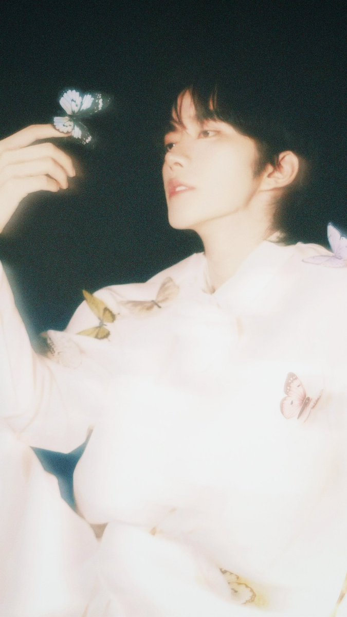 𝐹𝑜𝑟 𝑎𝑠 𝑙𝑜𝑛𝑔 𝑎𝑠 𝐼 𝑒𝑥𝑖𝑠𝑡, 𝑦𝑜𝑢 𝑤𝑖𝑙𝑙 𝑏𝑒 𝑙𝑜𝑣𝑒𝑑.

#EliotHuang #HuangXing