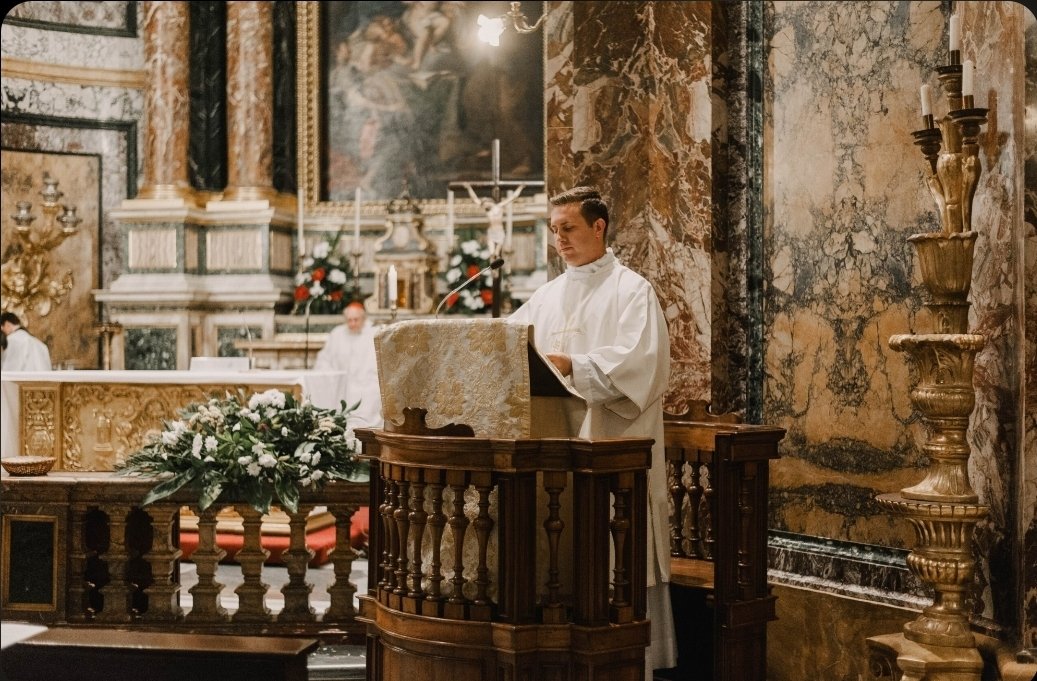 And the next day, my first homily ✅️ 
Very honored to preach on the Feast of Archangels in the church of St. Anthony of Portugal in Rome