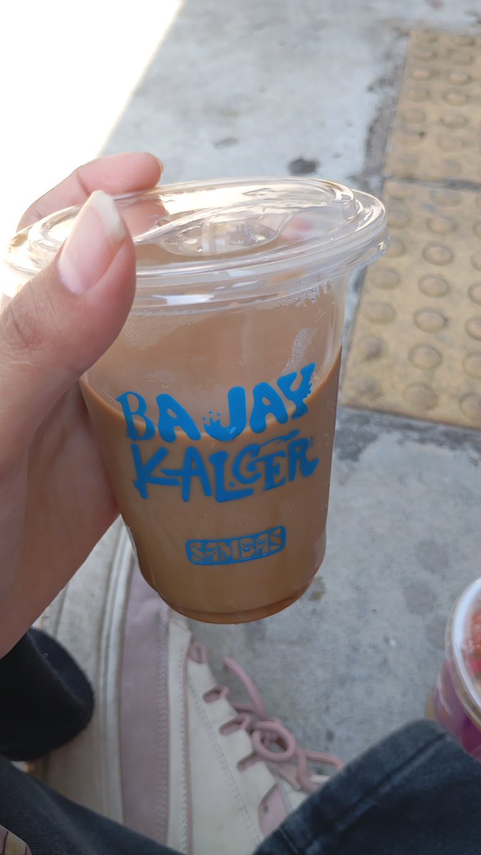 ih aku juga dapet haus dari <a href="/2313TEAM/">Nomin</a> sama kopi dari <a href="/mahaeordinary/">MAHAE: love is round</a> ga sempet foto proper depan banner karna PANASSSS BGTTTTT😭😭😭