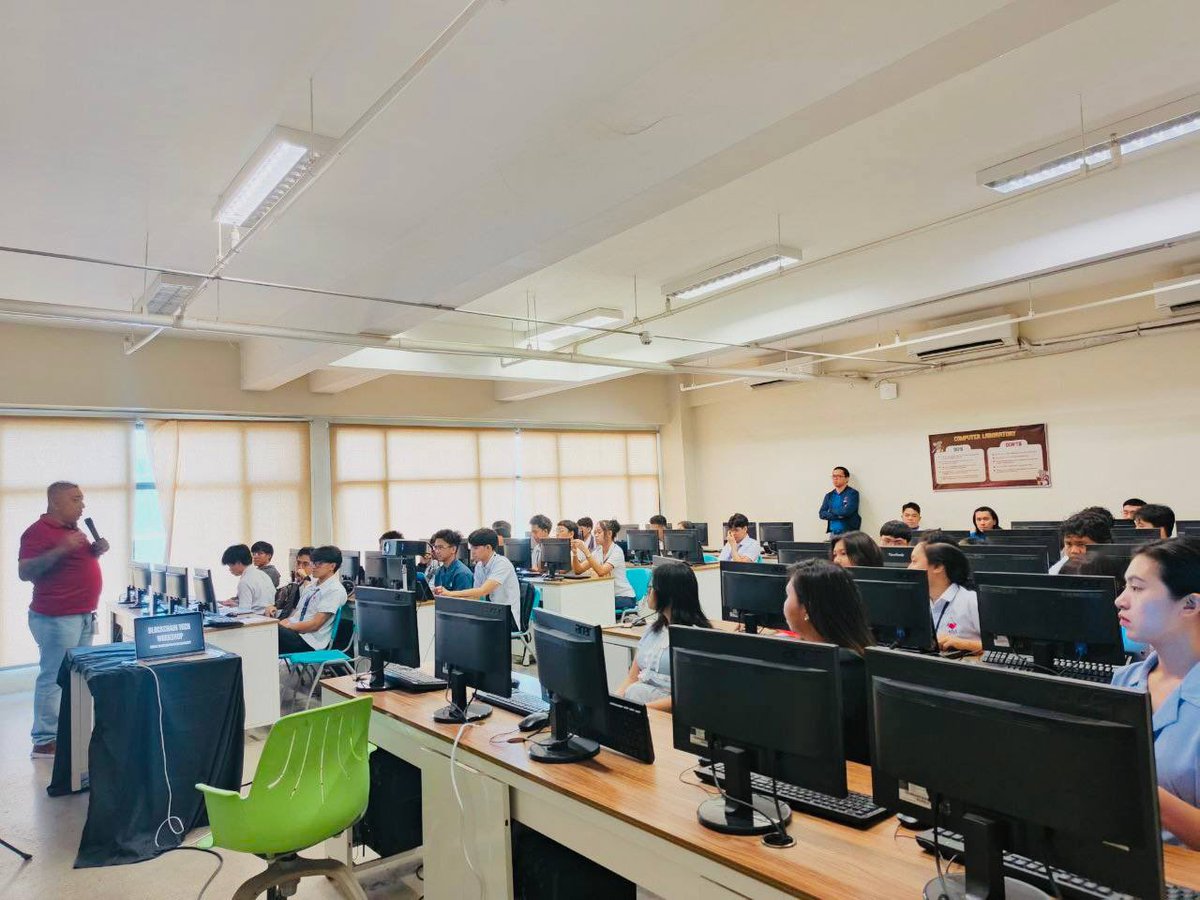 _paytaca_'s tweet image. Day 1 of our Blockchain Tech Workshop at ACLC College of Ormoc is off to an inspiring start! 🚀💻
Their students are not just learning blockchain basics—they’re actively coding with CashScript, experimenting with ideas, and seeing firsthand how this technology can transform the…