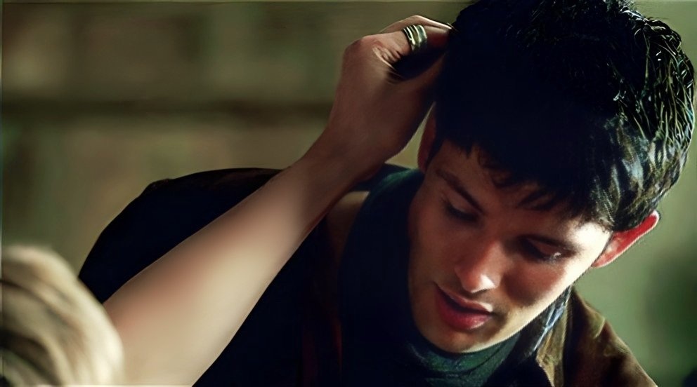 LoverofKnights's tweet image. “you're so quiet”

yea cause all I think about is merlin and arthur touching each other