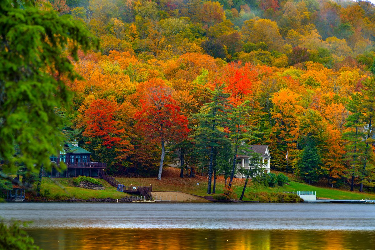 JamesMontanus's tweet image. Adirondack splendor: Some color updates from Old Forge, Fourth Lake and Sixth Lake. If you were thinking about coming up, now is the time. People are headed home after the weekend so less crowds and the foliage is peaking.