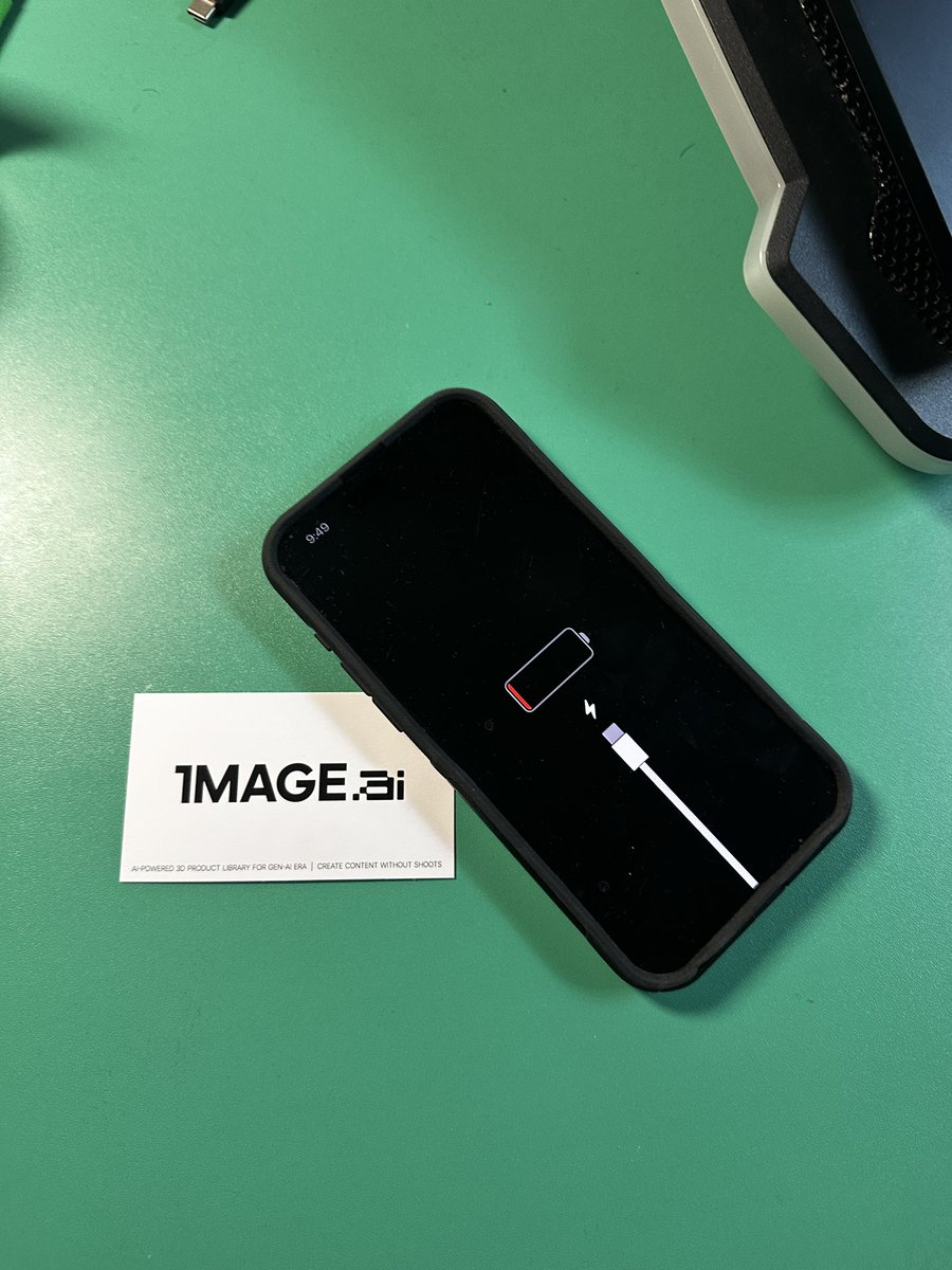 I found an iPhone in a CitiBike basket.

I waited 48 hours for someone to call it.
No one did.
So I adopted it.

It’s not theft.
It’s acquisition.

I named it Head of Growth.
It’s already outperformed several humans I’ve worked with.

Since joining the team, it has:
•Never