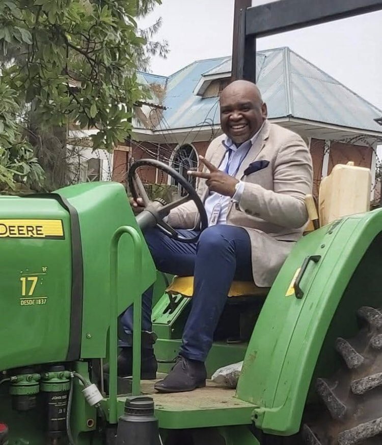 Tomorrow Sarl tweet media