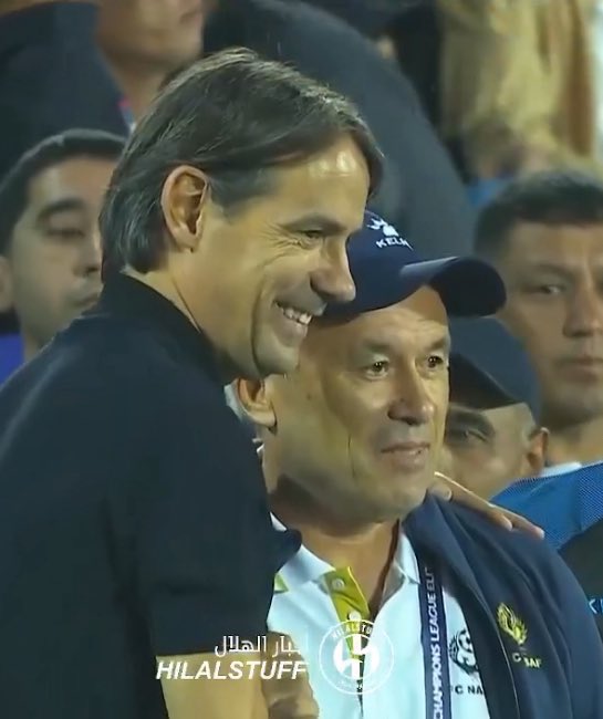 يا هلا زارتنا البركة                                  يا انه ثقيل دم

 #الهلال_ناساف