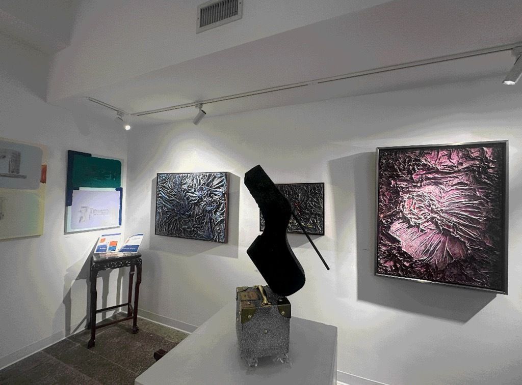 AmsterdamWhitny's tweet photo. Celebrate the Fall Equinox and AMSTERDAM WHITNEY GALLERY'S 23rd Anniversary with the visceral paintings of MARIA BIANCHINI.
#AbstractArt #Abstractpainting #artwork #gallery #chelsea #chelseagallery #chelseaart #highlinegallery #highlineart #exhibition #nowonview #museumart https://t.co/5rUQwNuvKv